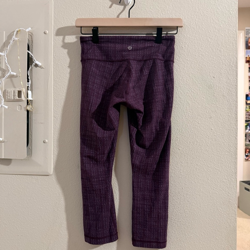 Lululemon Athletica Plum Leggings - Picture 3 of 9
